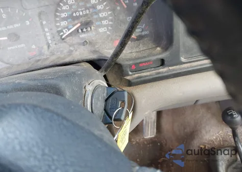 1995 Dodge Ram 2500 z USA, uszkodzony, nr VIN 1B7KF26C9SS320042